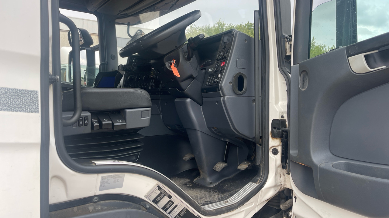 SCANIA P 320 - Грузовик бортовой/ Платформа, Автоманипулятор: фото 5 SCANIA P 320 - Грузовик бортовой/ Платформа, Автоманипулятор: фото 5