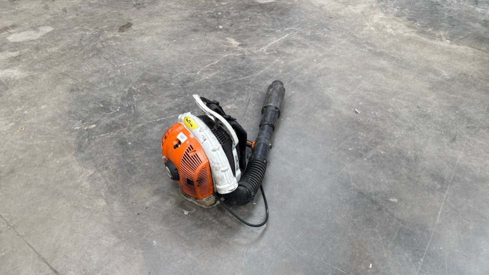 STIHL BR500 LEAF BLOWER BACKPACK - Строительное оборудование: фото 2 STIHL BR500 LEAF BLOWER BACKPACK - Строительное оборудование: фото 2