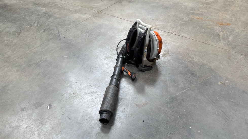 STIHL BR500 LEAF BLOWER BACKPACK - Строительное оборудование: фото 3 STIHL BR500 LEAF BLOWER BACKPACK - Строительное оборудование: фото 3