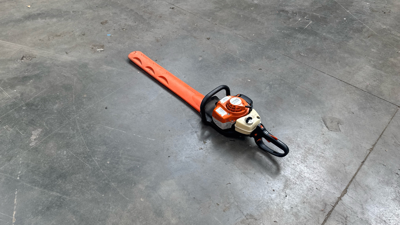 STIHL HS B2 RC HEDGE CUTTER - Строительное оборудование: фото 2 STIHL HS B2 RC HEDGE CUTTER - Строительное оборудование: фото 2