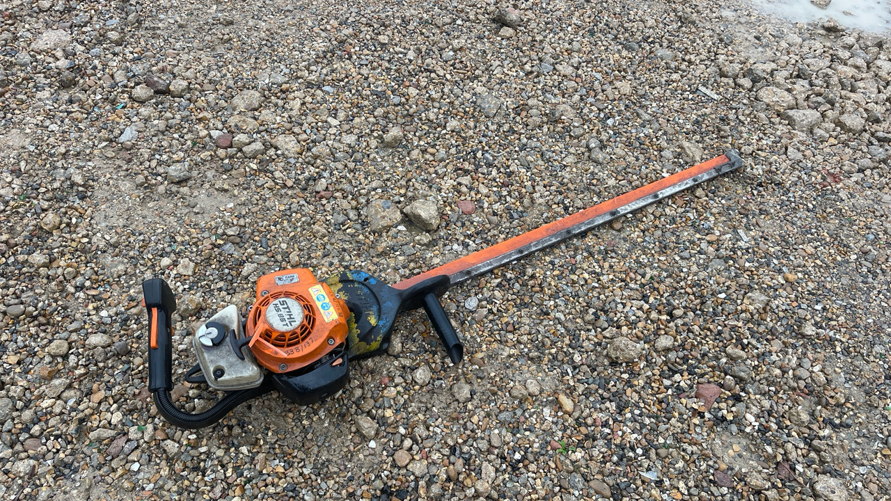 STIHL HS86T RECIPRICATOR - Строительное оборудование: фото 1 STIHL HS86T RECIPRICATOR - Строительное оборудование: фото 1