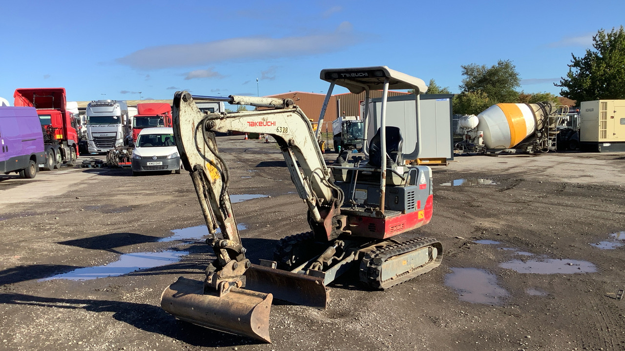 TAKEUCHI TB219 - Мини-экскаватор: фото 1 TAKEUCHI TB219 - Мини-экскаватор: фото 1