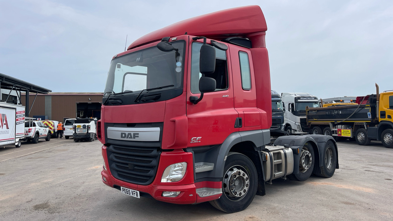 DAF CF 440 - Тягач: фото 2 DAF CF 440 - Тягач: фото 2