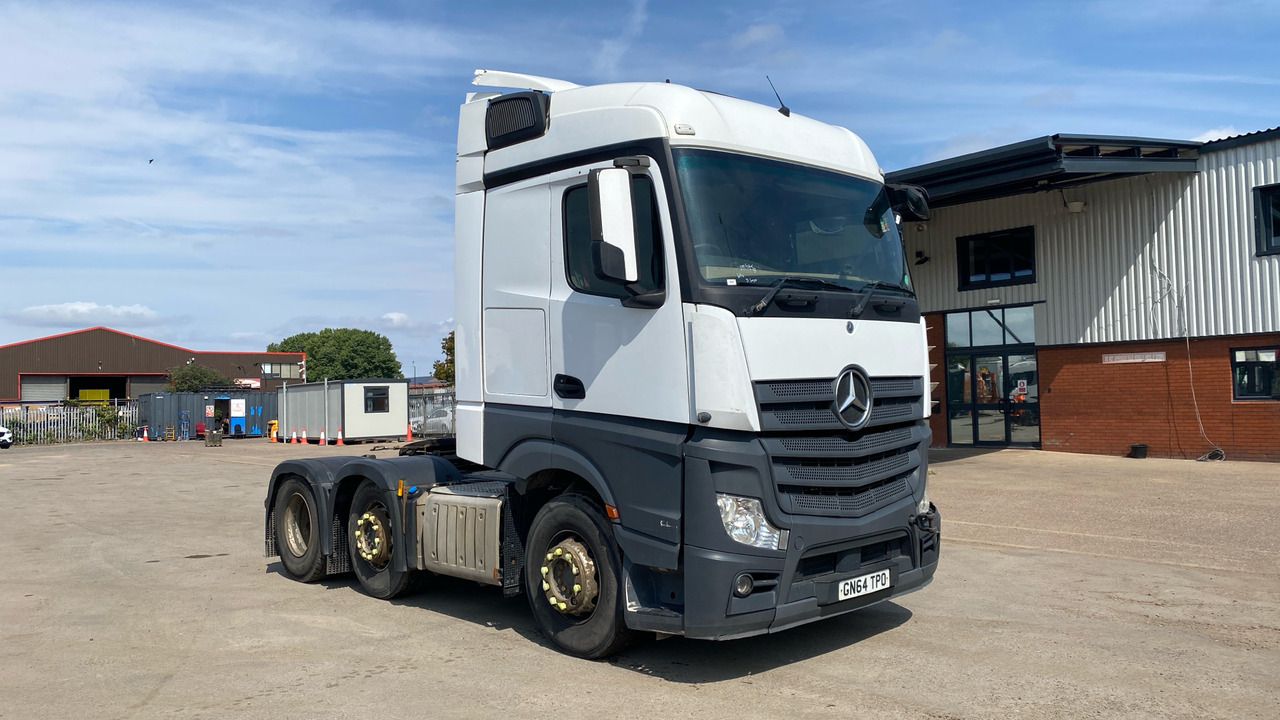 Mercedes-Benz Actros - Тягач: фото 2 Mercedes-Benz Actros - Тягач: фото 2
