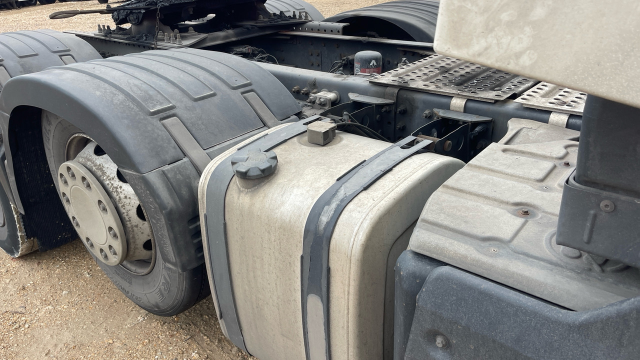 Тягач RENAULT T 460: фото 16