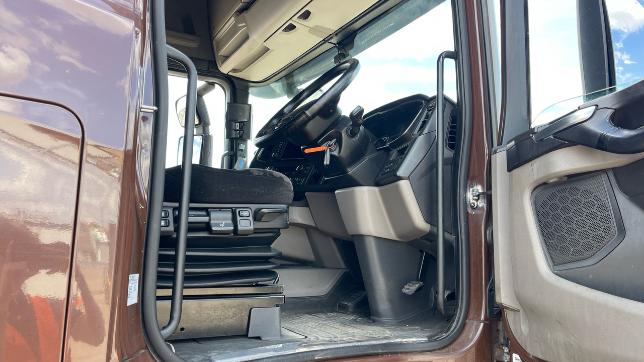 SCANIA R 450 - Тягач: фото 5 SCANIA R 450 - Тягач: фото 5