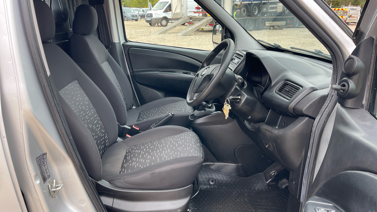 VAUXHALL COMBO 2300 1.3 CDTI - Легковой фургон: фото 5 VAUXHALL COMBO 2300 1.3 CDTI - Легковой фургон: фото 5