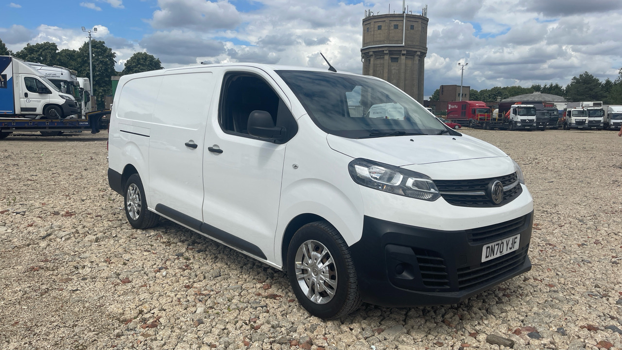 VAUXHALL VIVARO 2900 1.5D 100PS - Легковой фургон: фото 1 VAUXHALL VIVARO 2900 1.5D 100PS - Легковой фургон: фото 1