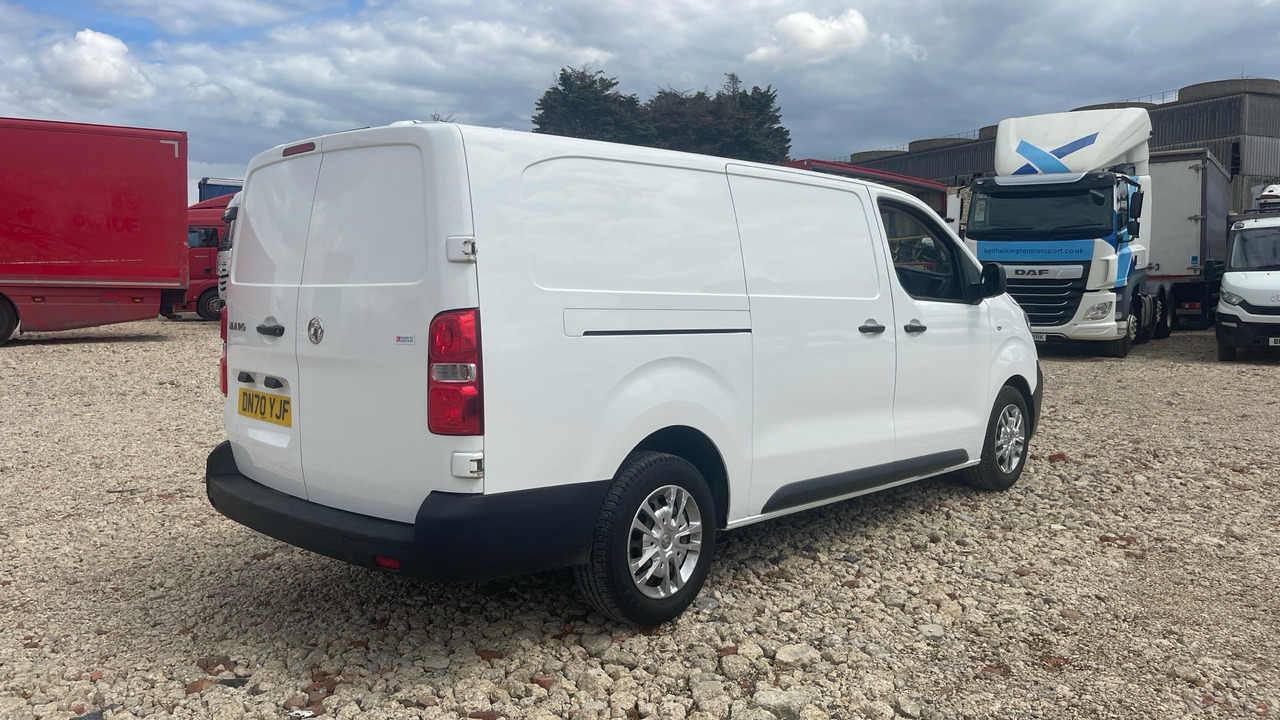 VAUXHALL VIVARO 2900 1.5D 100PS - Легковой фургон: фото 4 VAUXHALL VIVARO 2900 1.5D 100PS - Легковой фургон: фото 4
