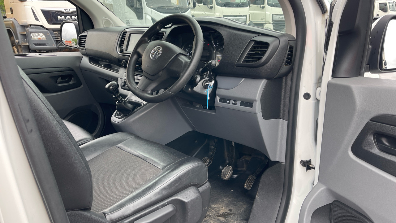 VAUXHALL VIVARO 2900 1.5d 100PS Sportive - Легковой фургон: фото 5 VAUXHALL VIVARO 2900 1.5d 100PS Sportive - Легковой фургон: фото 5