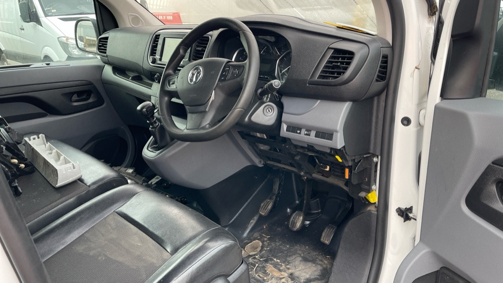 VAUXHALL VIVARO 3100 2.0D DYNAMIC 120PS - Легковой фургон: фото 2 VAUXHALL VIVARO 3100 2.0D DYNAMIC 120PS - Легковой фургон: фото 2