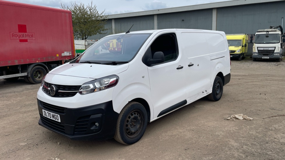 VAUXHALL VIVARO 3100 2.0d 120PS Dynamic H1 Van - Цельнометаллический фургон: фото 2 VAUXHALL VIVARO 3100 2.0d 120PS Dynamic H1 Van - Цельнометаллический фургон: фото 2