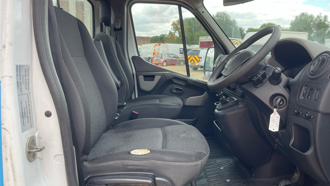 Vauxhall Movano F3500 2.3 CDTI 145PS - Малотоннажный бортовой грузовик: фото 5 Vauxhall Movano F3500 2.3 CDTI 145PS - Малотоннажный бортовой грузовик: фото 5