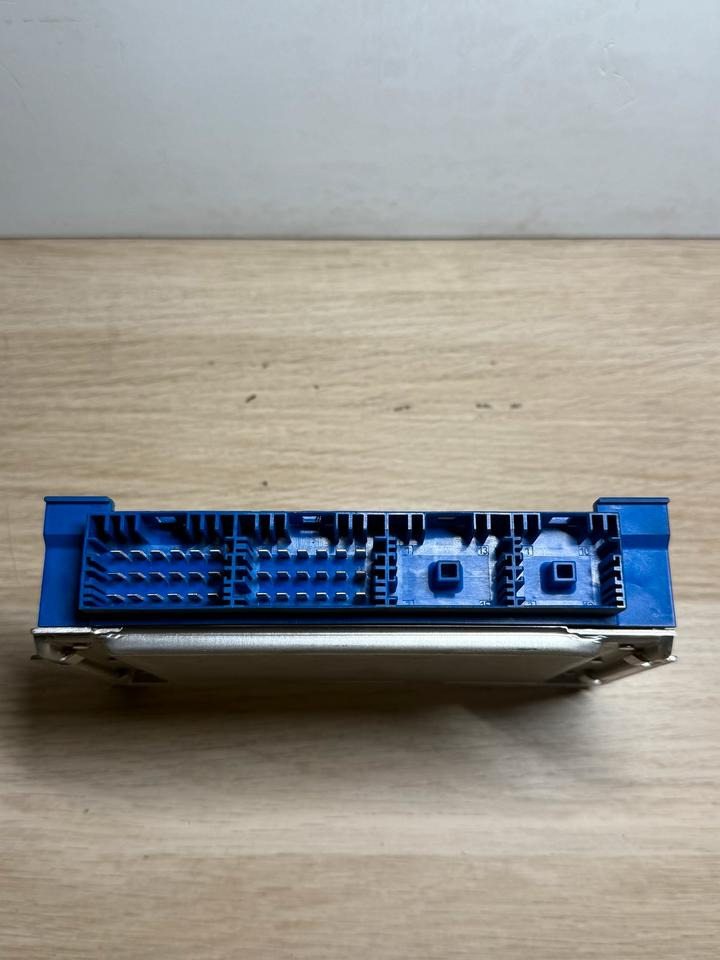 ATEGO KNORR-BREMSE ABS Steuergerät A0004467214 - Блок управления для Грузовиков: фото 4 ATEGO KNORR-BREMSE ABS Steuergerät A0004467214 - Блок управления для Грузовиков: фото 4