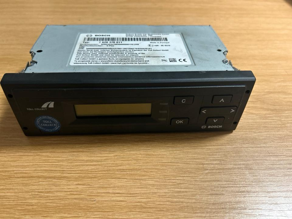 BOSCH Fahrtenschreiber 7620370011 - Тахограф для Грузовиков: фото 1 BOSCH Fahrtenschreiber 7620370011 - Тахограф для Грузовиков: фото 1