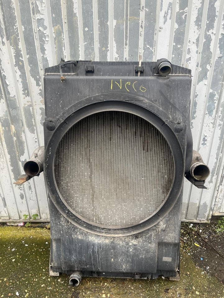 IVECO Stralis Kühlerpaket Wasserkühler Radiator Kühler 41214781 - Радиатор для Грузовиков: фото 4 IVECO Stralis Kühlerpaket Wasserkühler Radiator Kühler 41214781 - Радиатор для Грузовиков: фото 4