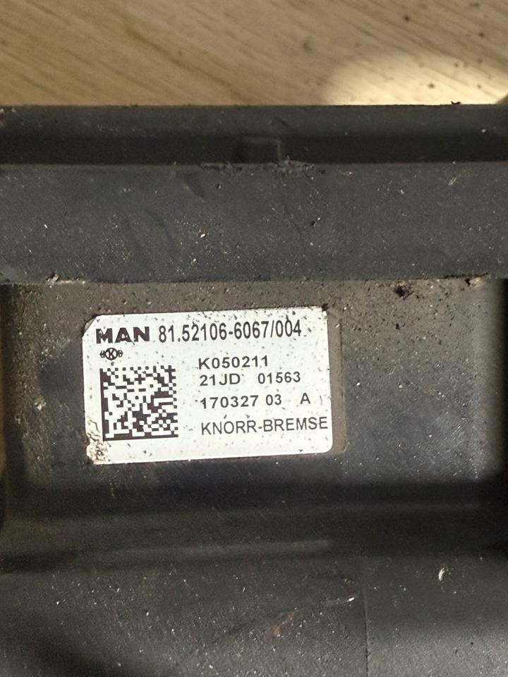 MAN KNORR-BREMSE EBS Ventil K050211 81.52106-6067 - Клапан для Грузовиков: фото 5 MAN KNORR-BREMSE EBS Ventil K050211 81.52106-6067 - Клапан для Грузовиков: фото 5