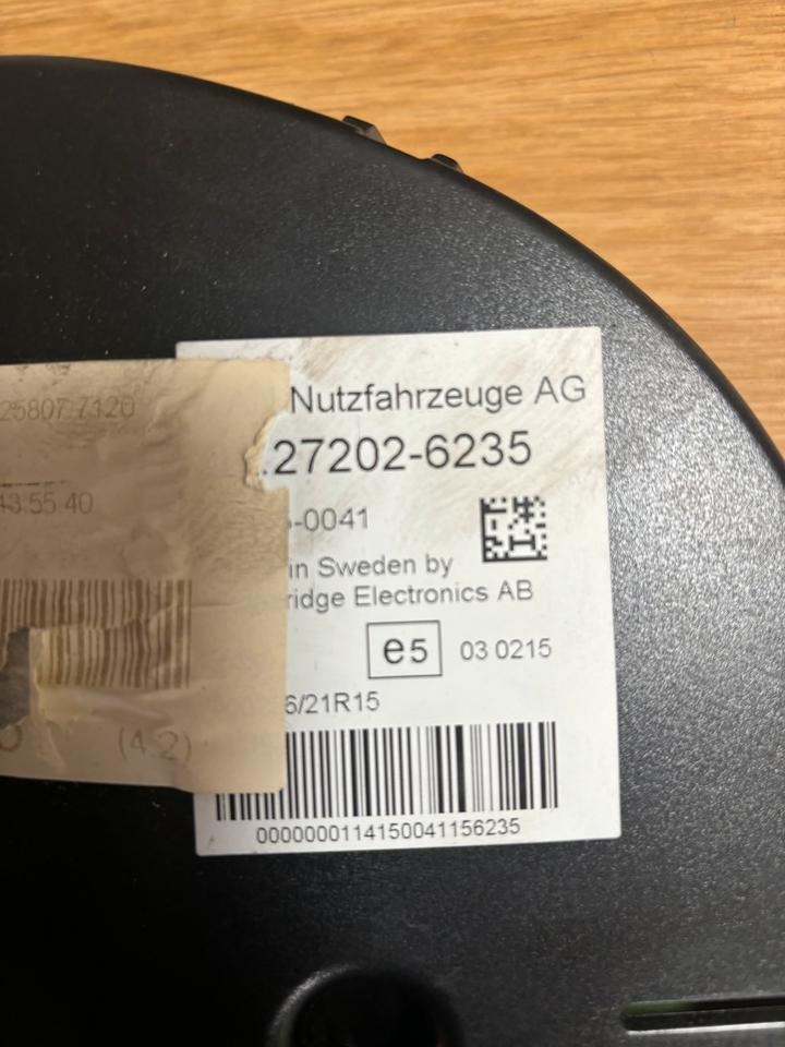 MAN Kombiinstrument / Tacho 81.27202-6235 - Тахограф для Грузовиков: фото 3 MAN Kombiinstrument / Tacho 81.27202-6235 - Тахограф для Грузовиков: фото 3