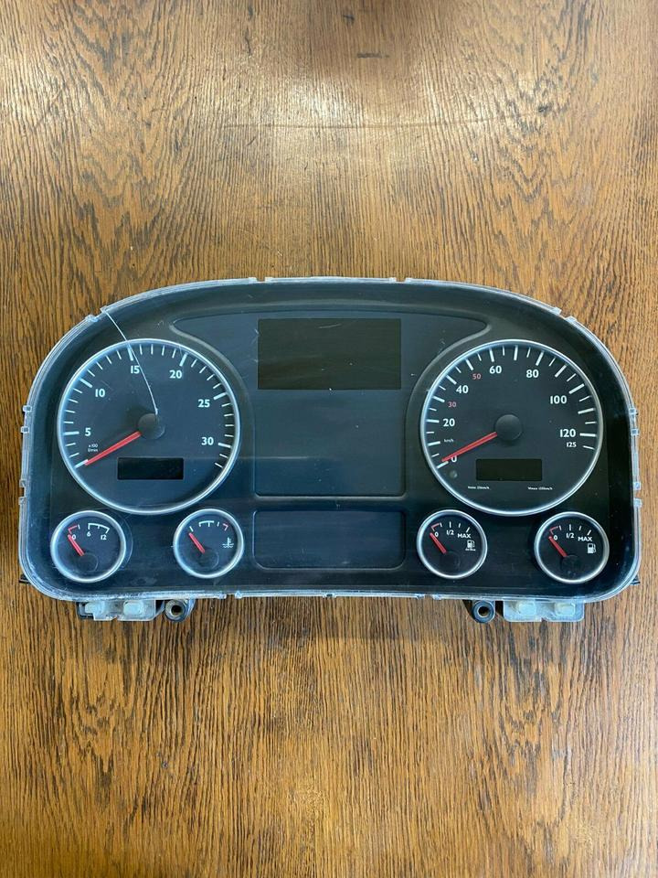 MAN Kombiinstrument Tacho 81272026220 - Тахограф для Грузовиков: фото 1 MAN Kombiinstrument Tacho 81272026220 - Тахограф для Грузовиков: фото 1