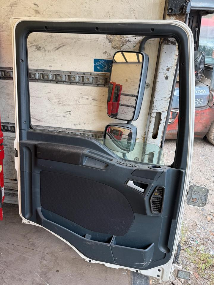 MAN TGL Fahrertür Weiß Spiegel Innenverkleidung - Дверь и запчасти для Грузовиков: фото 2 MAN TGL Fahrertür Weiß Spiegel Innenverkleidung - Дверь и запчасти для Грузовиков: фото 2