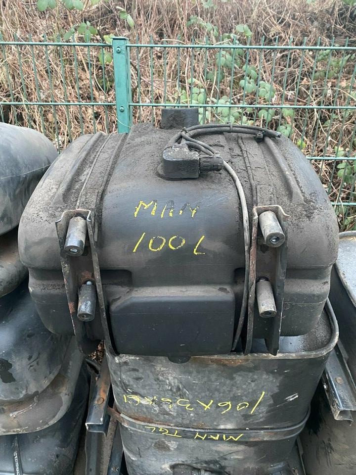MAN TGL Original Tank Tankbehälter 100L - Топливный бак для Грузовиков: фото 1 MAN TGL Original Tank Tankbehälter 100L - Топливный бак для Грузовиков: фото 1