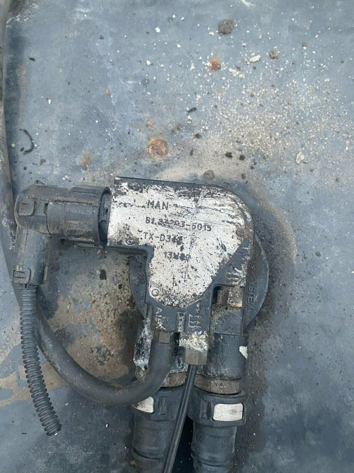 MAN TGL TGM Dieseltank Tank Tankbehälter - Топливный бак для Грузовиков: фото 3 MAN TGL TGM Dieseltank Tank Tankbehälter - Топливный бак для Грузовиков: фото 3