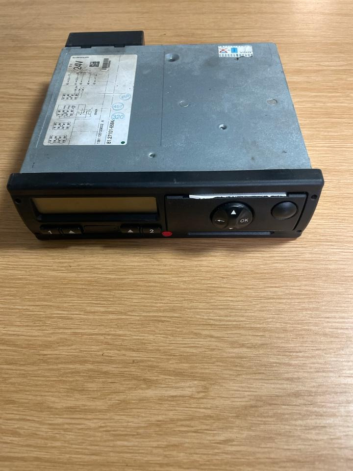 MAN TGX Tachograph 81.27101-6584 - Тахограф для Грузовиков: фото 1 MAN TGX Tachograph 81.27101-6584 - Тахограф для Грузовиков: фото 1