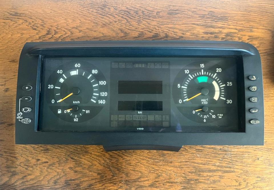 Mercedes Atego 1 Kombiinstrument / Tacho A0014462721 - Приборная панель: фото 2 Mercedes Atego 1 Kombiinstrument / Tacho A0014462721 - Приборная панель: фото 2