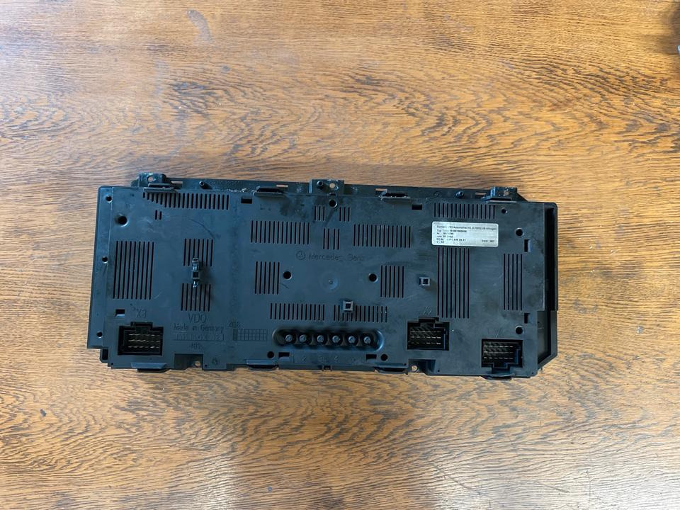 Mercedes Atego 1 Kombiinstrument Tacho A0014462921 - Приборная панель для Грузовиков: фото 3 Mercedes Atego 1 Kombiinstrument Tacho A0014462921 - Приборная панель для Грузовиков: фото 3