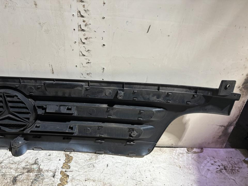 Mercedes Atego 2 Kühlergrill A9738880023 - Радиатор для Грузовиков: фото 3 Mercedes Atego 2 Kühlergrill A9738880023 - Радиатор для Грузовиков: фото 3
