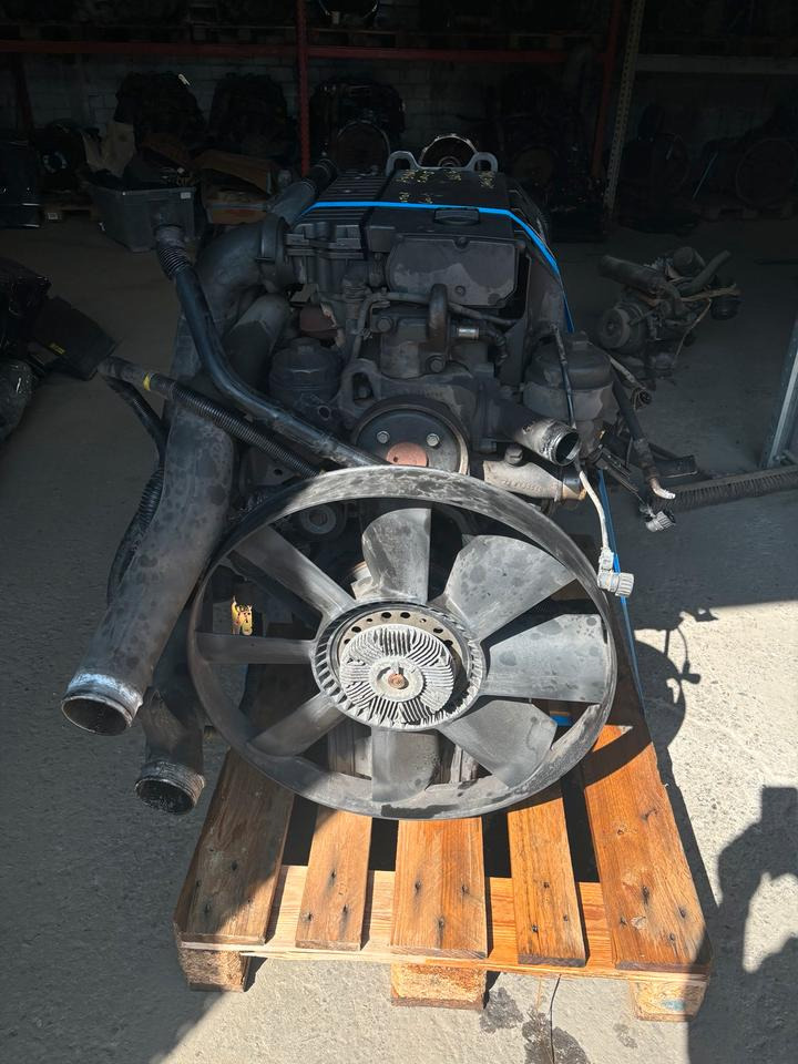 Mercedes Atego 2 Motor OM 904 LA V EU5 - Двигатель для Грузовиков: фото 1 Mercedes Atego 2 Motor OM 904 LA V EU5 - Двигатель для Грузовиков: фото 1
