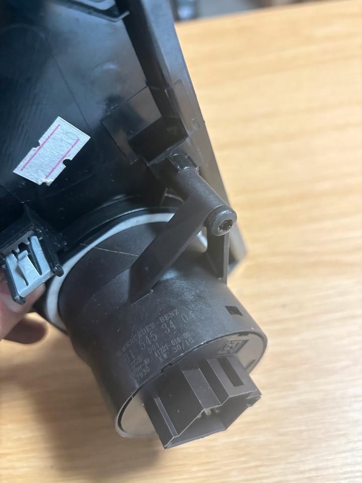 Mercedes-Benz Atego Lichtschalter A0015453404 - Кабина и интерьер для Грузовиков: фото 3 Mercedes-Benz Atego Lichtschalter A0015453404 - Кабина и интерьер для Грузовиков: фото 3