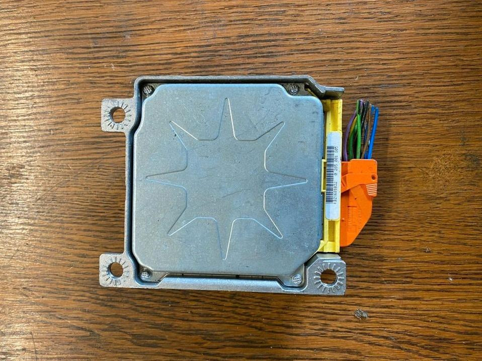 Mercedes Sprinter BOSCH Airbag Steuergerät 000 446 02 42 - Блок управления для Грузовиков: фото 2 Mercedes Sprinter BOSCH Airbag Steuergerät 000 446 02 42 - Блок управления для Грузовиков: фото 2