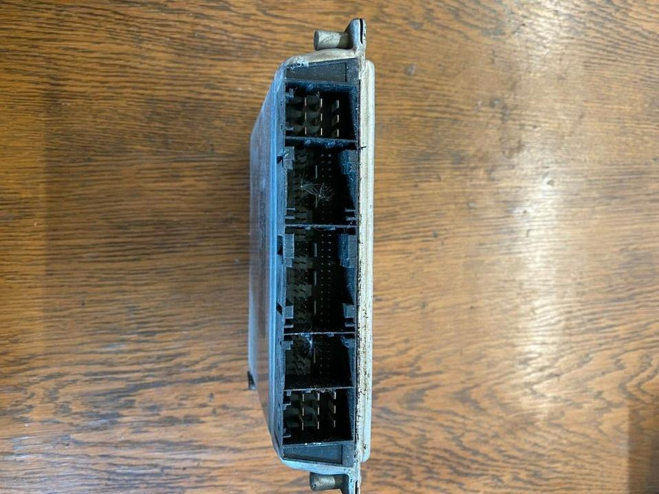 Mercedes Sprinter BOSCH Steuergerät A 000 153 39 79 - Блок управления для Грузовиков: фото 2 Mercedes Sprinter BOSCH Steuergerät A 000 153 39 79 - Блок управления для Грузовиков: фото 2