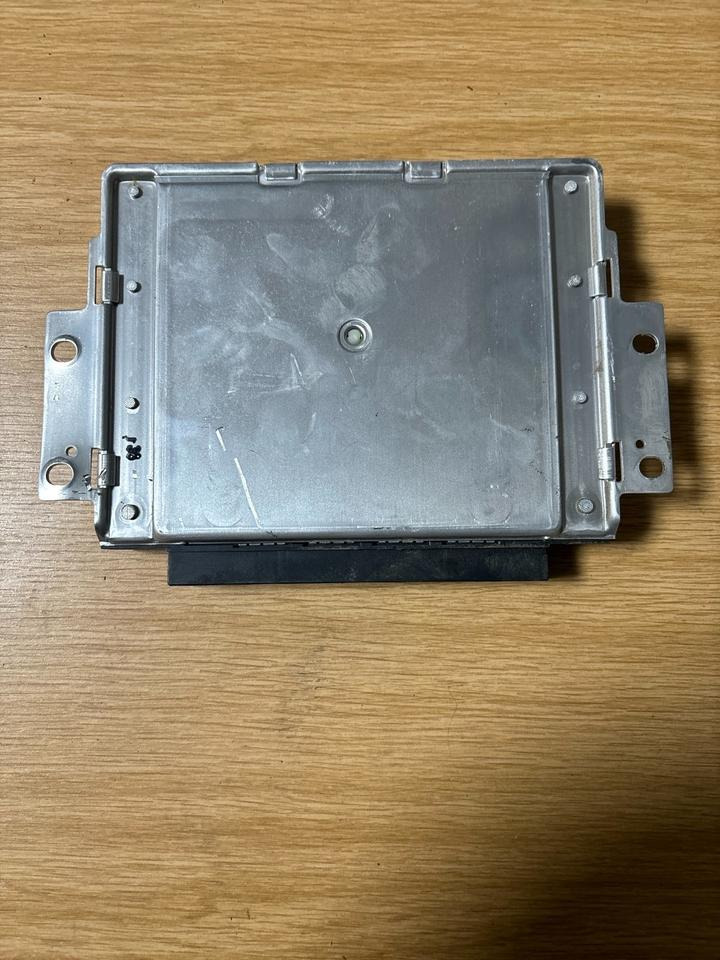 SCANIA KNORR-BREMSE EBS Steuergerät 0486106021 - Блок управления для Грузовиков: фото 2 SCANIA KNORR-BREMSE EBS Steuergerät 0486106021 - Блок управления для Грузовиков: фото 2