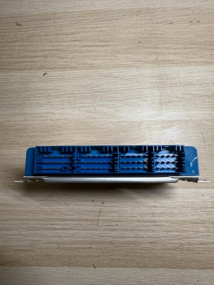 SCANIA KNORR-BREMSE EBS Steuergerät 0486106065 - Блок управления для Грузовиков: фото 4 SCANIA KNORR-BREMSE EBS Steuergerät 0486106065 - Блок управления для Грузовиков: фото 4