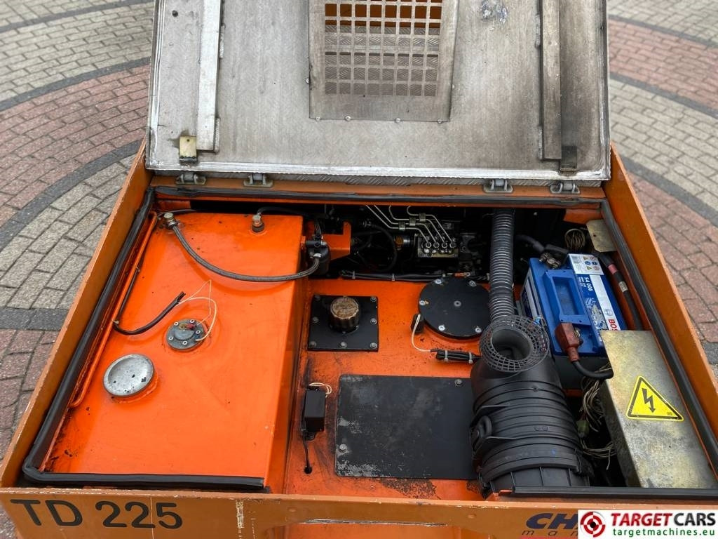 Складской тягач Charlatte TD225 Diesel Tow Truck Tractor 18T capacity: фото 12 Складской тягач Charlatte TD225 Diesel Tow Truck Tractor 18T capacity: фото 12