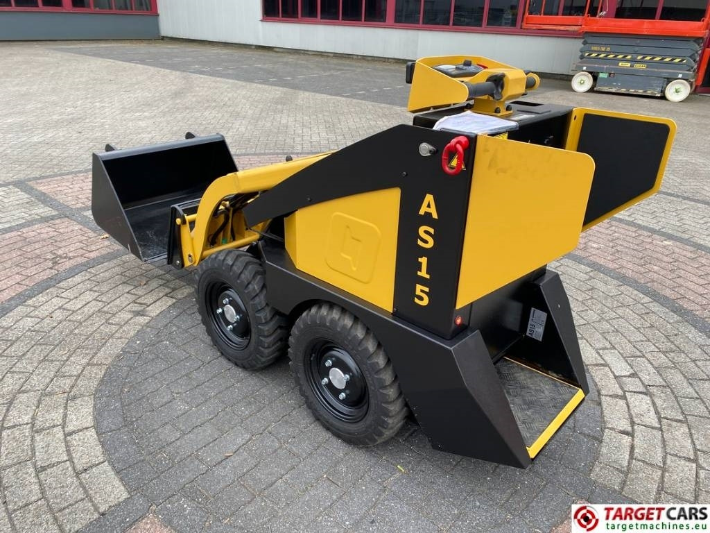 Conmeq AS15 Mini Skid Steer Loader 4x4 Electric - Колёсный погрузчик: фото 5 Conmeq AS15 Mini Skid Steer Loader 4x4 Electric - Колёсный погрузчик: фото 5