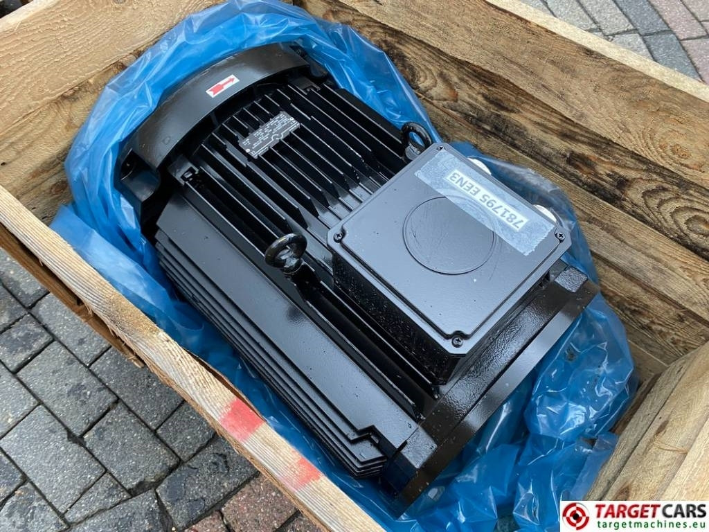 EE AG Hinwill EEN3 225M4/B14S 37KW 400~80V Electri - Двигатель для Строительной техники: фото 3 EE AG Hinwill EEN3 225M4/B14S 37KW 400~80V Electri - Двигатель для Строительной техники: фото 3