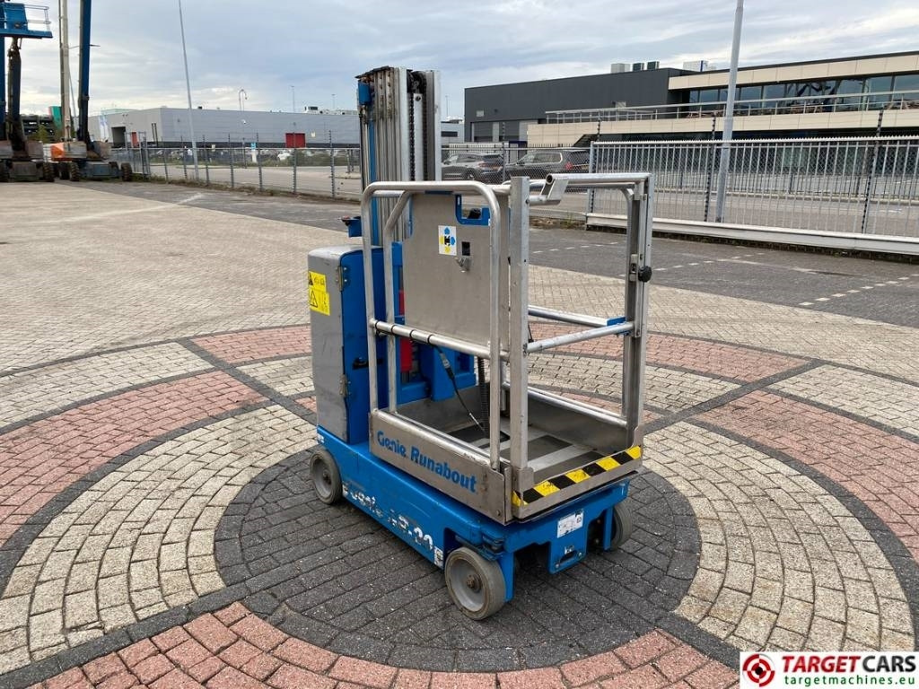 Genie GR-20 RunAbout El Vertical Mast Work Lift 802cm - Вертикальный мачтовый подъемник: фото 2 Genie GR-20 RunAbout El Vertical Mast Work Lift 802cm - Вертикальный мачтовый подъемник: фото 2