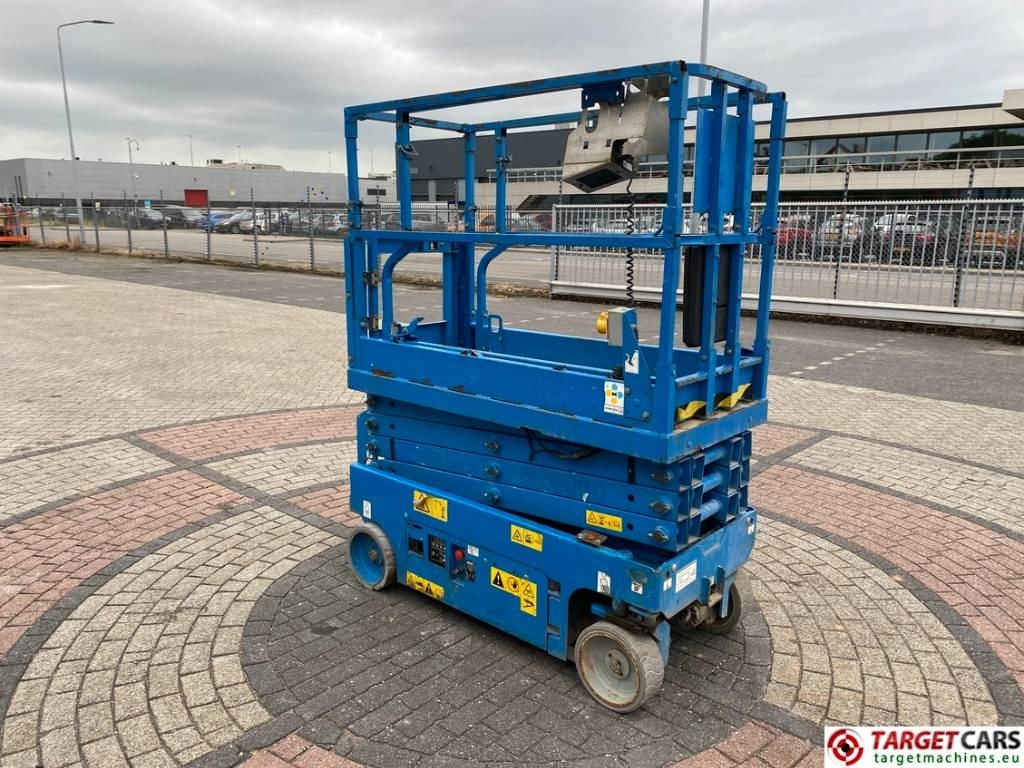 Genie GS-1932 Electric Scissor Work Lift 779cm - Ножничный подъемник: фото 2 Genie GS-1932 Electric Scissor Work Lift 779cm - Ножничный подъемник: фото 2