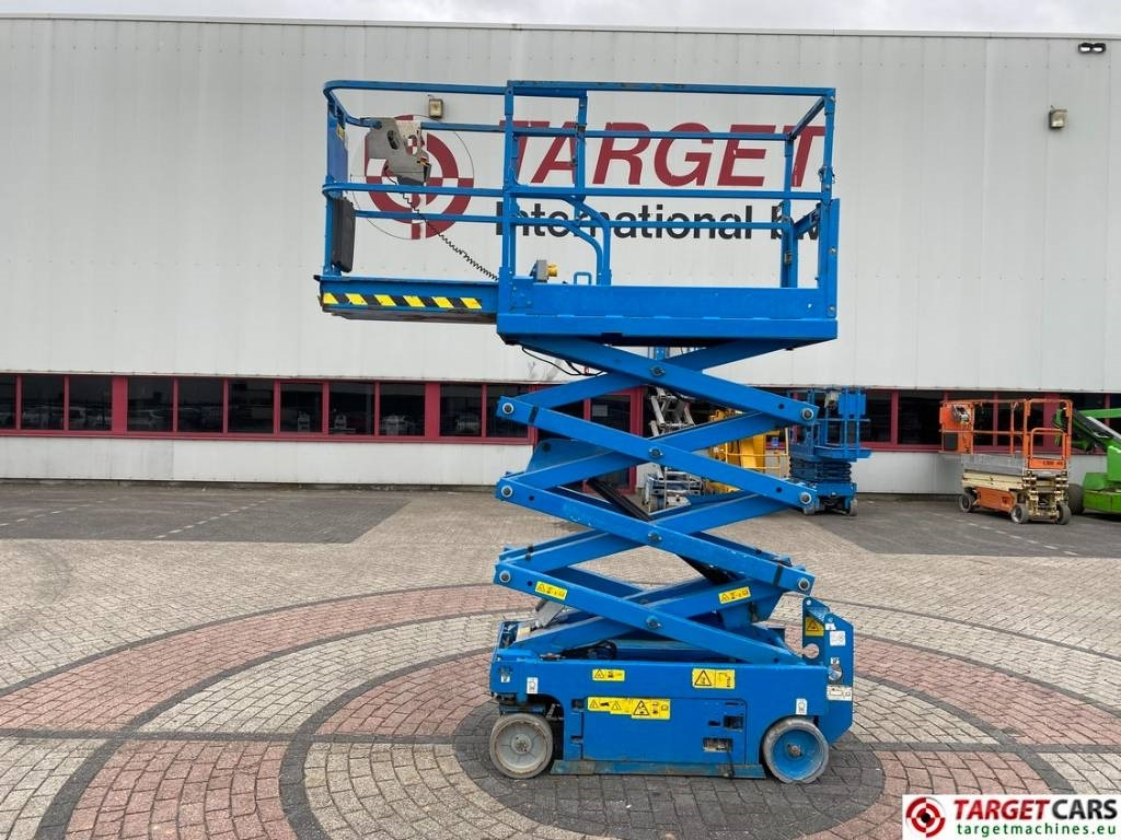 Genie GS-1932 Electric Scissor Work Lift 779cm - Ножничный подъемник: фото 5 Genie GS-1932 Electric Scissor Work Lift 779cm - Ножничный подъемник: фото 5