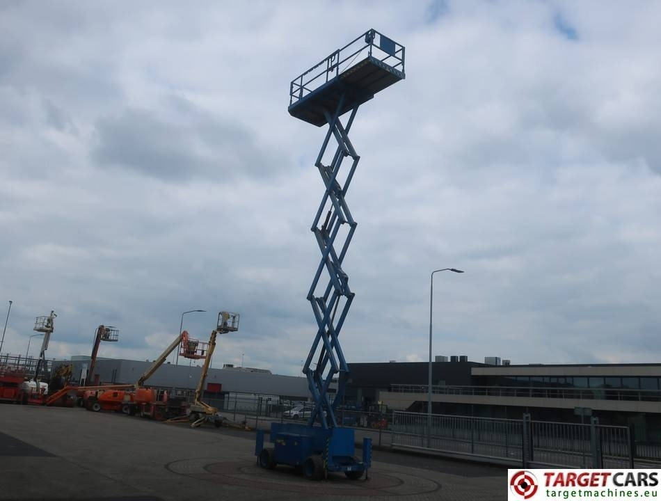Ножничный подъемник Genie GS-4069DC Electric 4069 Scissor Work Lift 1412cm: фото 7