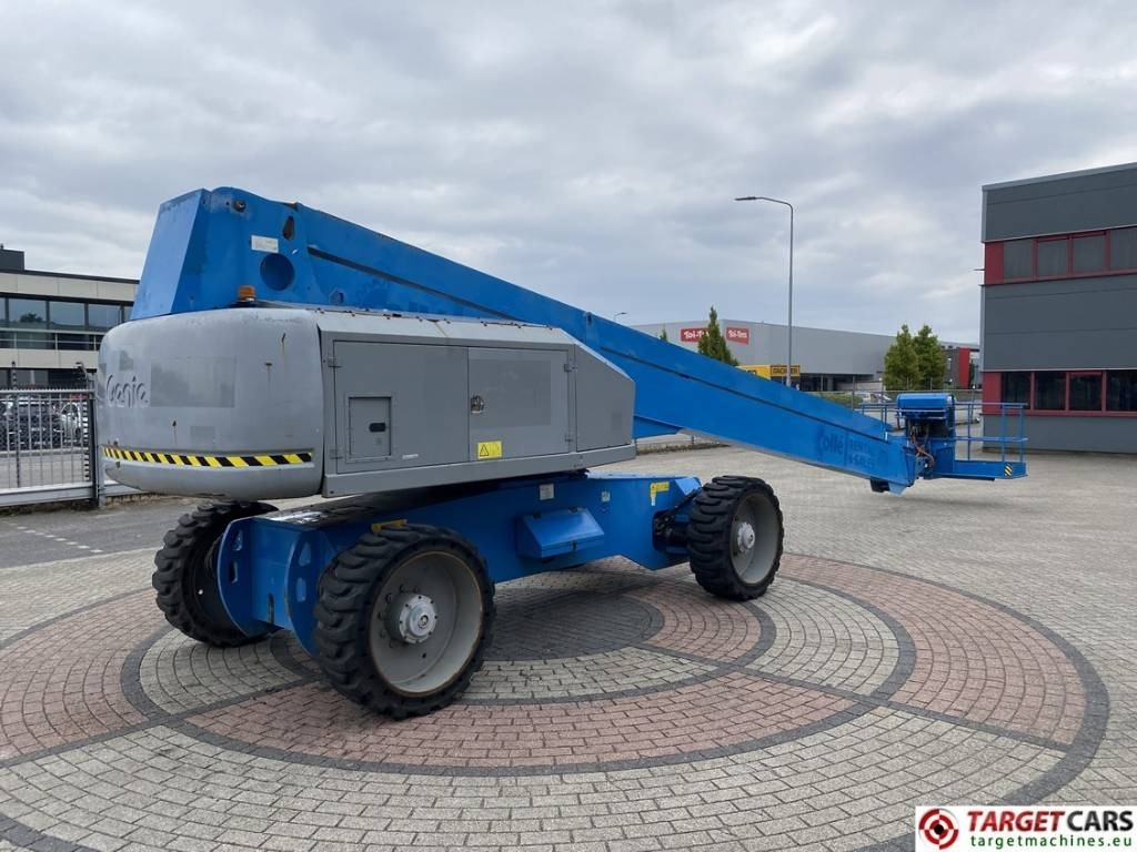 Genie S-100HD Articulated 4x4x4 Diesel Boom Lift 3248cm - Телескопический подъемник: фото 3 Genie S-100HD Articulated 4x4x4 Diesel Boom Lift 3248cm - Телескопический подъемник: фото 3