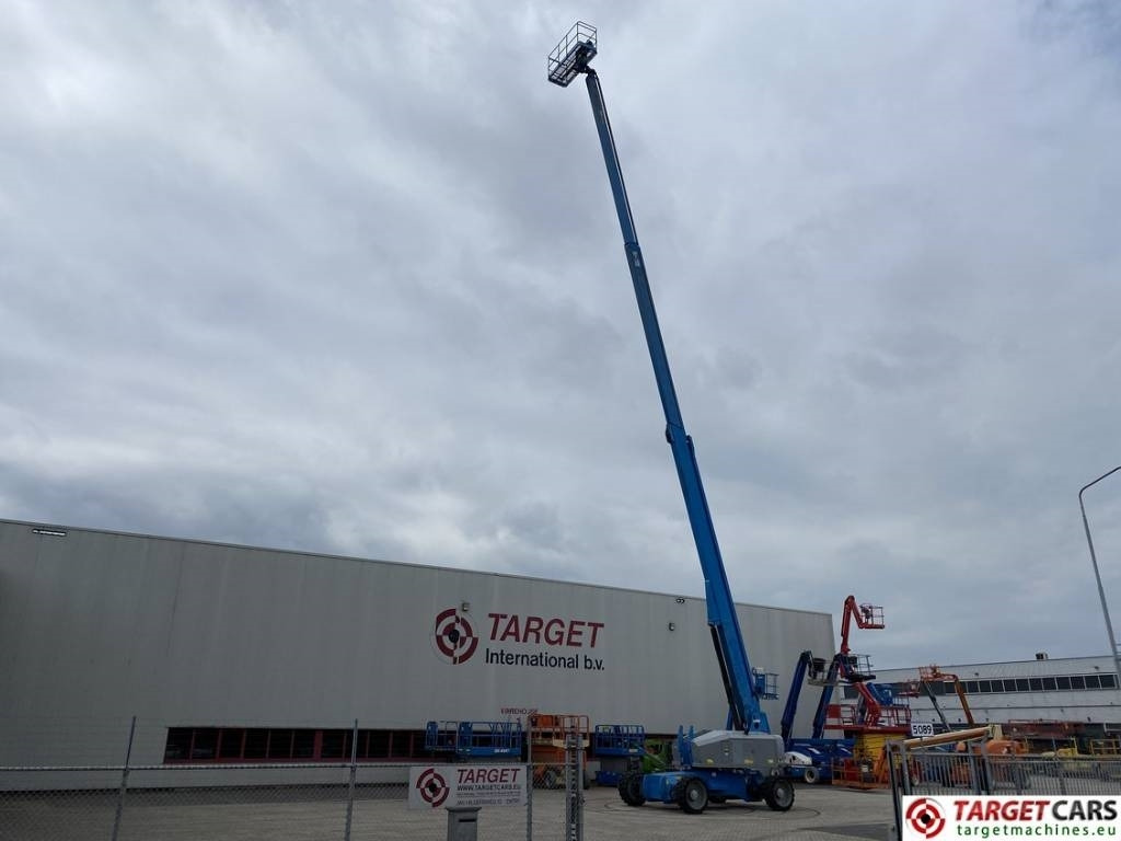 Genie S-100HD Articulated 4x4x4 Diesel Boom Lift 3248cm - Телескопический подъемник: фото 5 Genie S-100HD Articulated 4x4x4 Diesel Boom Lift 3248cm - Телескопический подъемник: фото 5