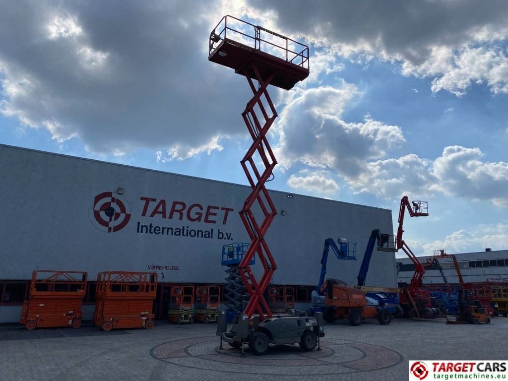 Ножничный подъемник Haulotte Compact 12DX Diesel 4x4 Scissor Work Lift 1206cm: фото 6