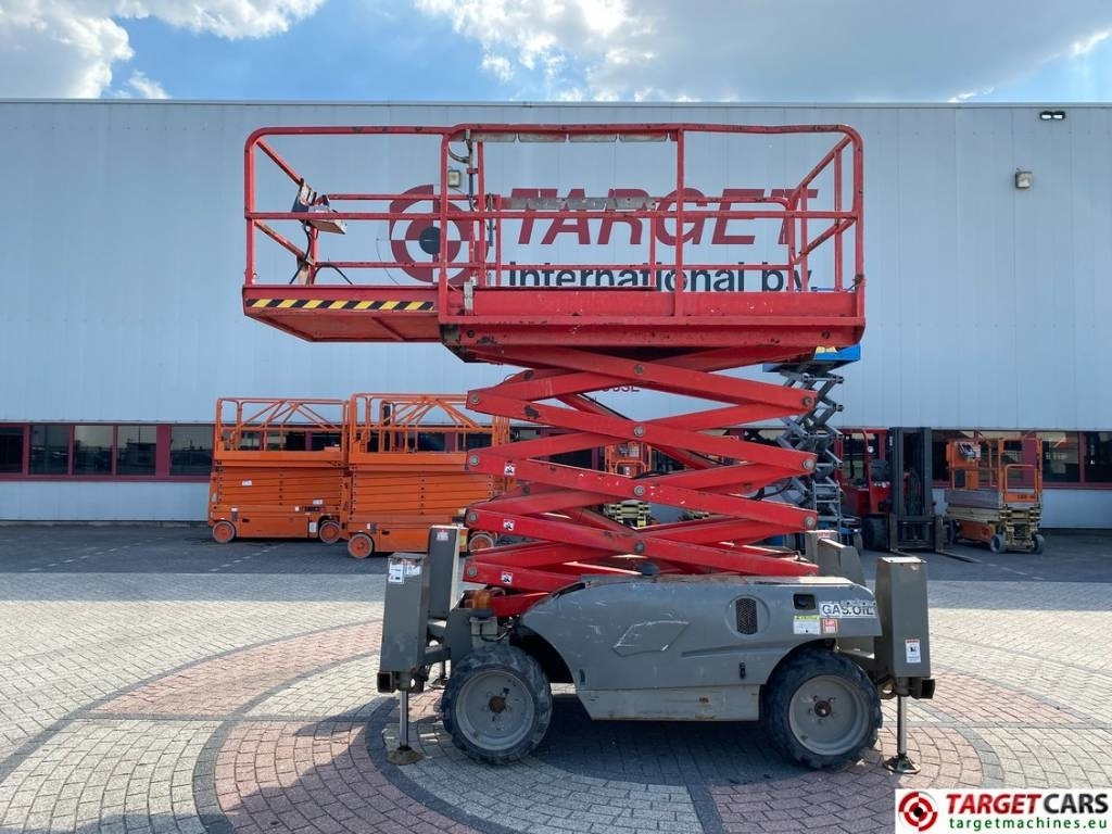 Haulotte Compact 12DX Diesel 4x4 Scissor Work Lift 1206cm - Ножничный подъемник: фото 5 Haulotte Compact 12DX Diesel 4x4 Scissor Work Lift 1206cm - Ножничный подъемник: фото 5