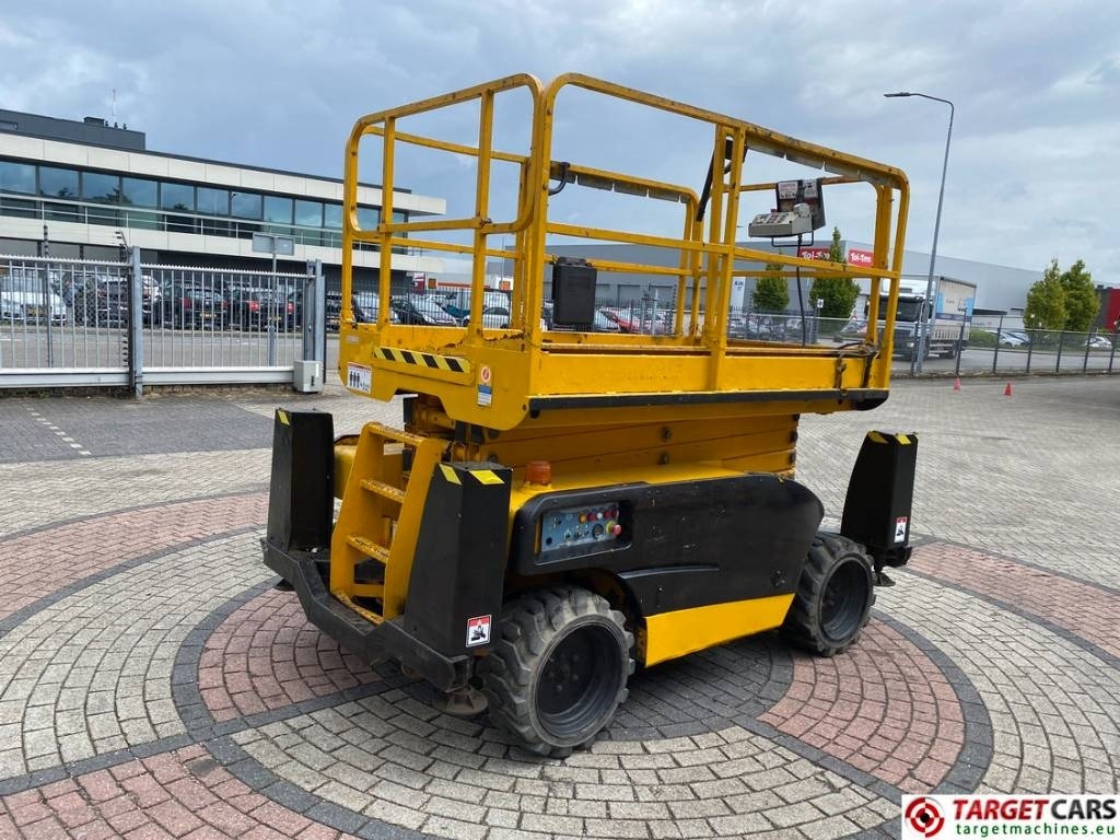 Haulotte Compact 12DX Diesel 4x4 Scissor Work Lift 1206cm - Ножничный подъемник: фото 3 Haulotte Compact 12DX Diesel 4x4 Scissor Work Lift 1206cm - Ножничный подъемник: фото 3