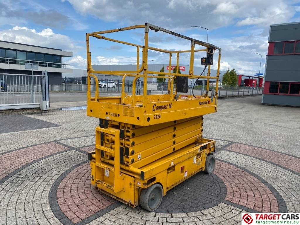 Haulotte Compact 14 Electric Scissor Work Lift 1385cm - Ножничный подъемник: фото 3 Haulotte Compact 14 Electric Scissor Work Lift 1385cm - Ножничный подъемник: фото 3