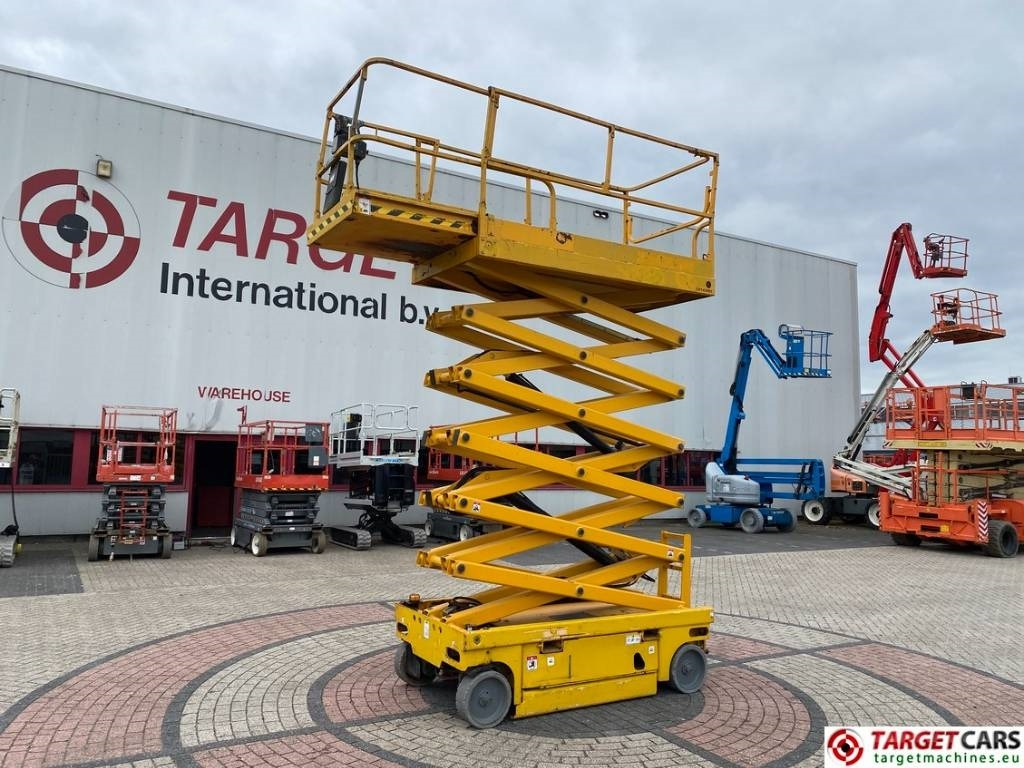 Ножничный подъемник Haulotte Compact 14 Electric Scissor Work Lift 1385cm: фото 17